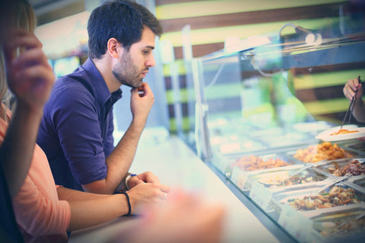 How to Eat Healthy in College Dining Halls