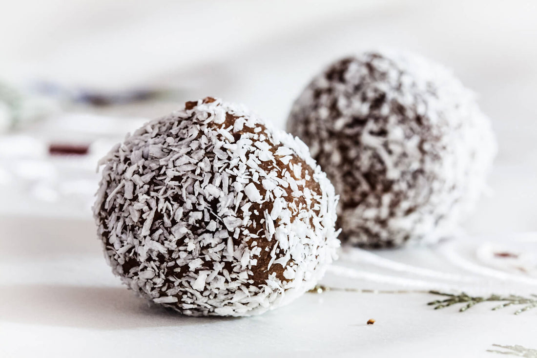 Raw Choco Bites With Oats and Carrots