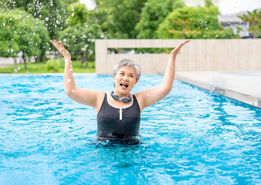 A Beginner-Friendly Swim Workout You’ll Actually Enjoy